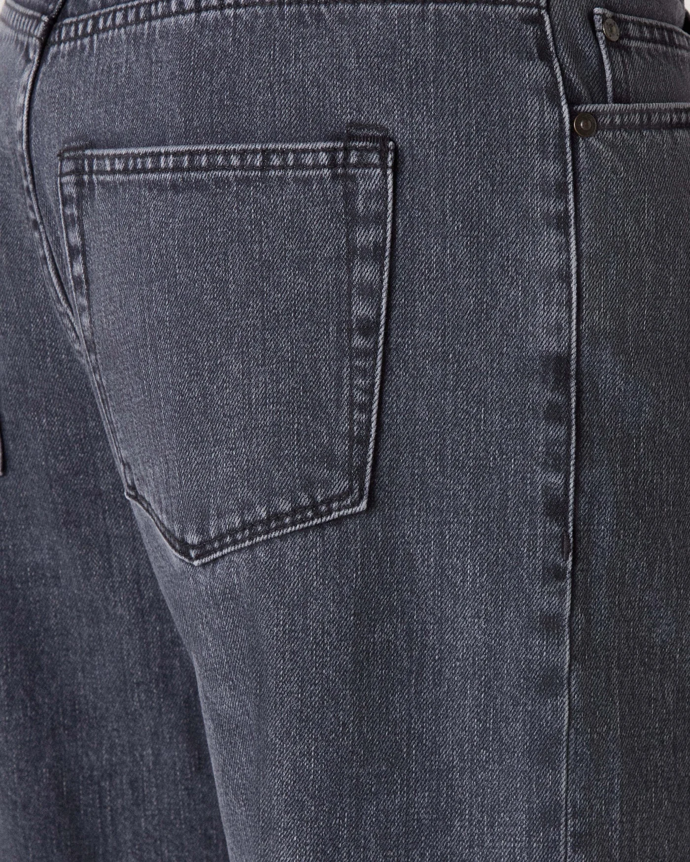 Arthuro Jeans - Washed Black — view 2